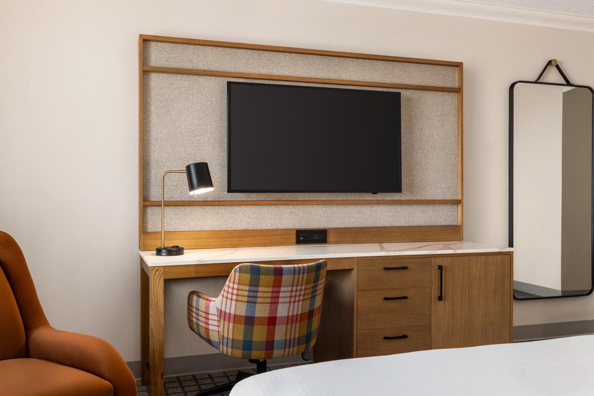 Hotel Crowne Plaza Airport Expo Ctr By Ihg Louisville-Jefferson County